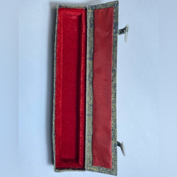 Chinese Asian Cut Sandal Wood Folding Hand Fan With Box - Picture 4 of 8